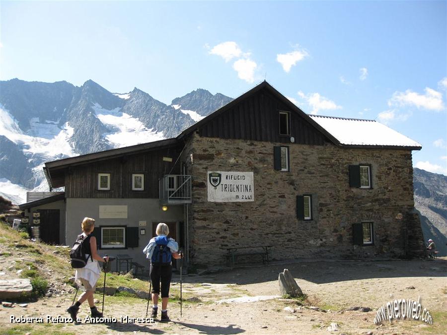 30 Rifugio Brigata Tridentina.JPG